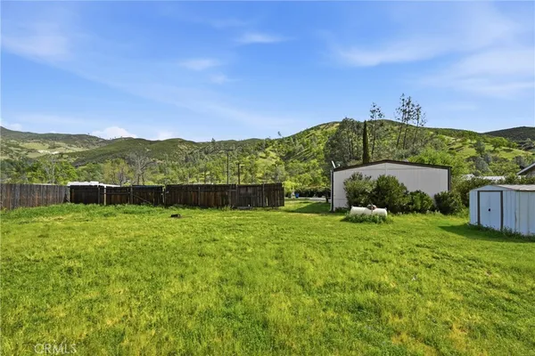 $199,900 | 3795 Spring Valley Road, Clearlake Oaks, CA 95423
