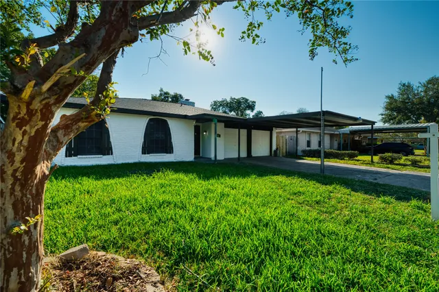 $239,999 | 730 Doncrest Street, Channelview, TX 77530