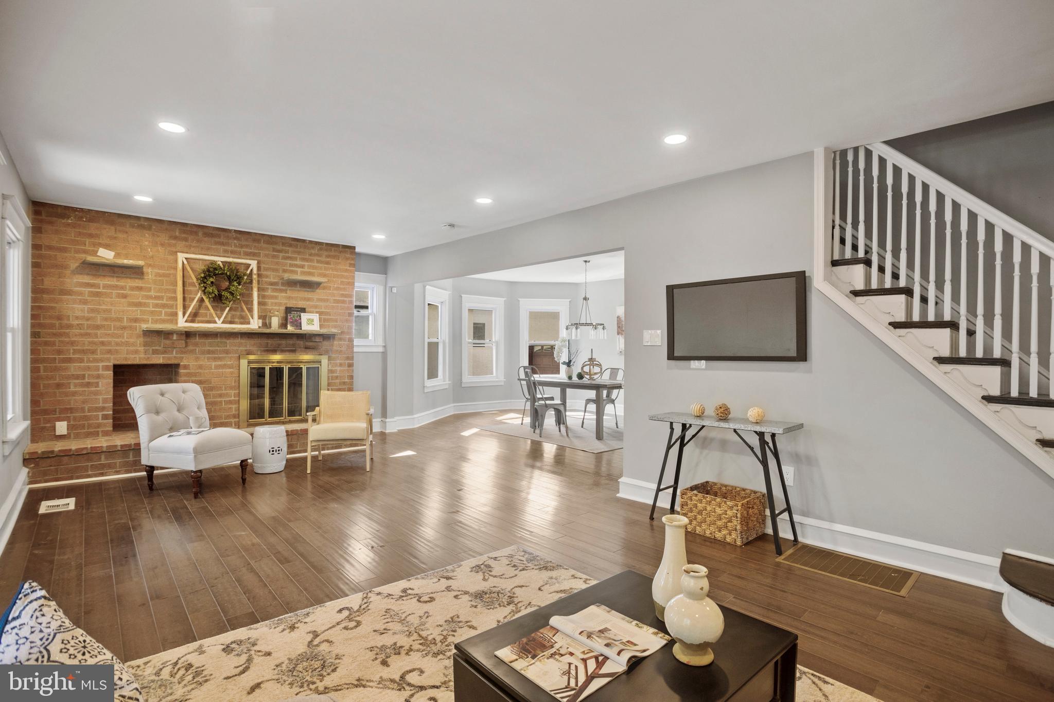 312 Kenmore Road Havertown, PA 19083 - Photo 5 of 44