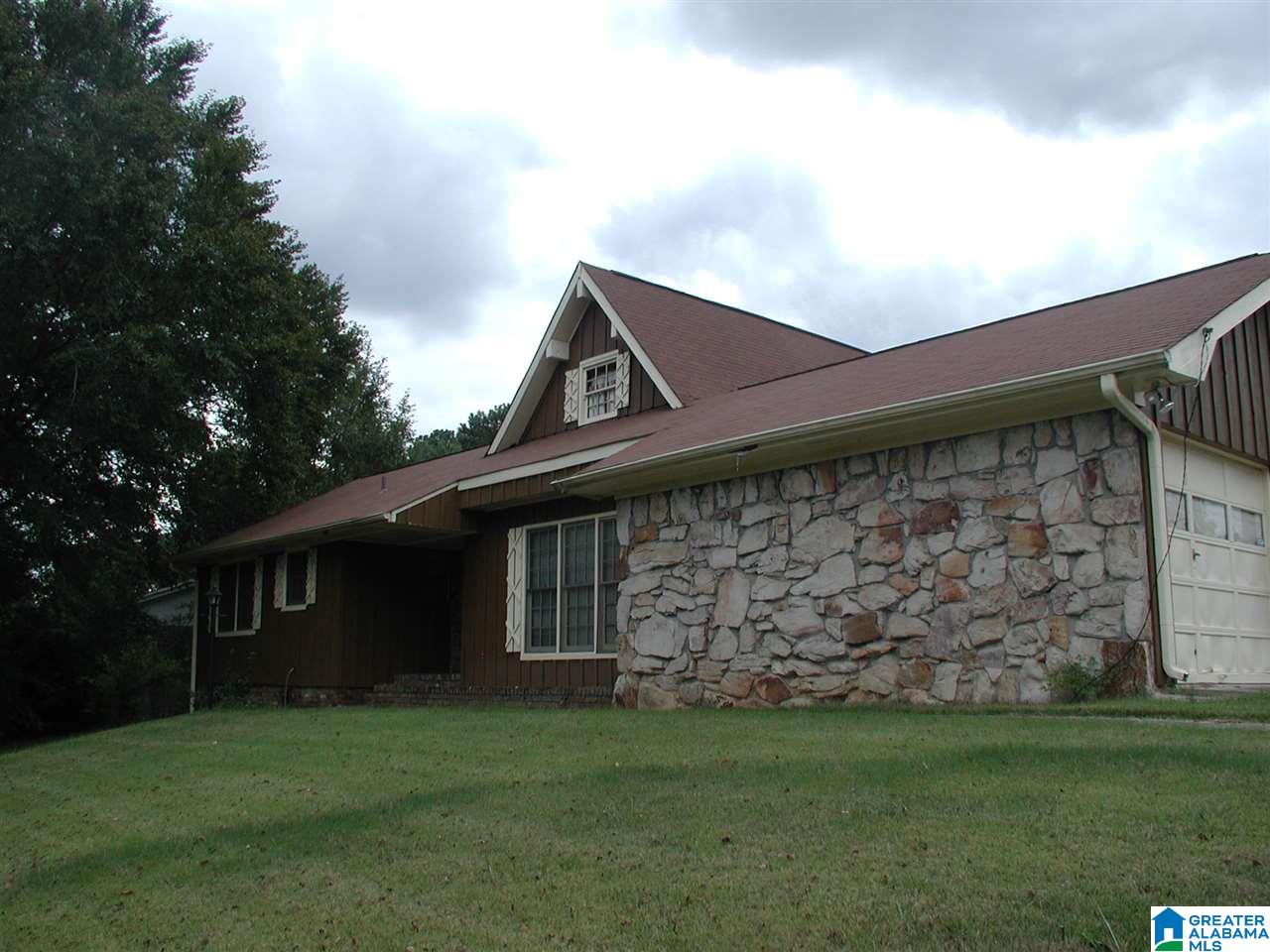 1452 Tomahawk Road Birmingham, AL 35214 - Photo 1 of 12