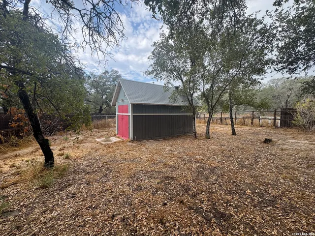 $220,000 | 4406 Lost Hills Drive, Elmendorf, TX 78112