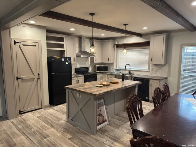 $220,000 | 4406 Lost Hills Drive, Elmendorf, TX 78112