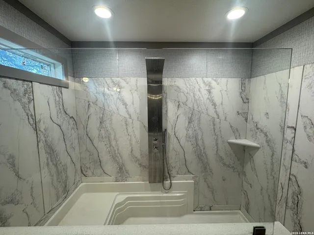 $220,000 | 4406 Lost Hills Drive, Elmendorf, TX 78112