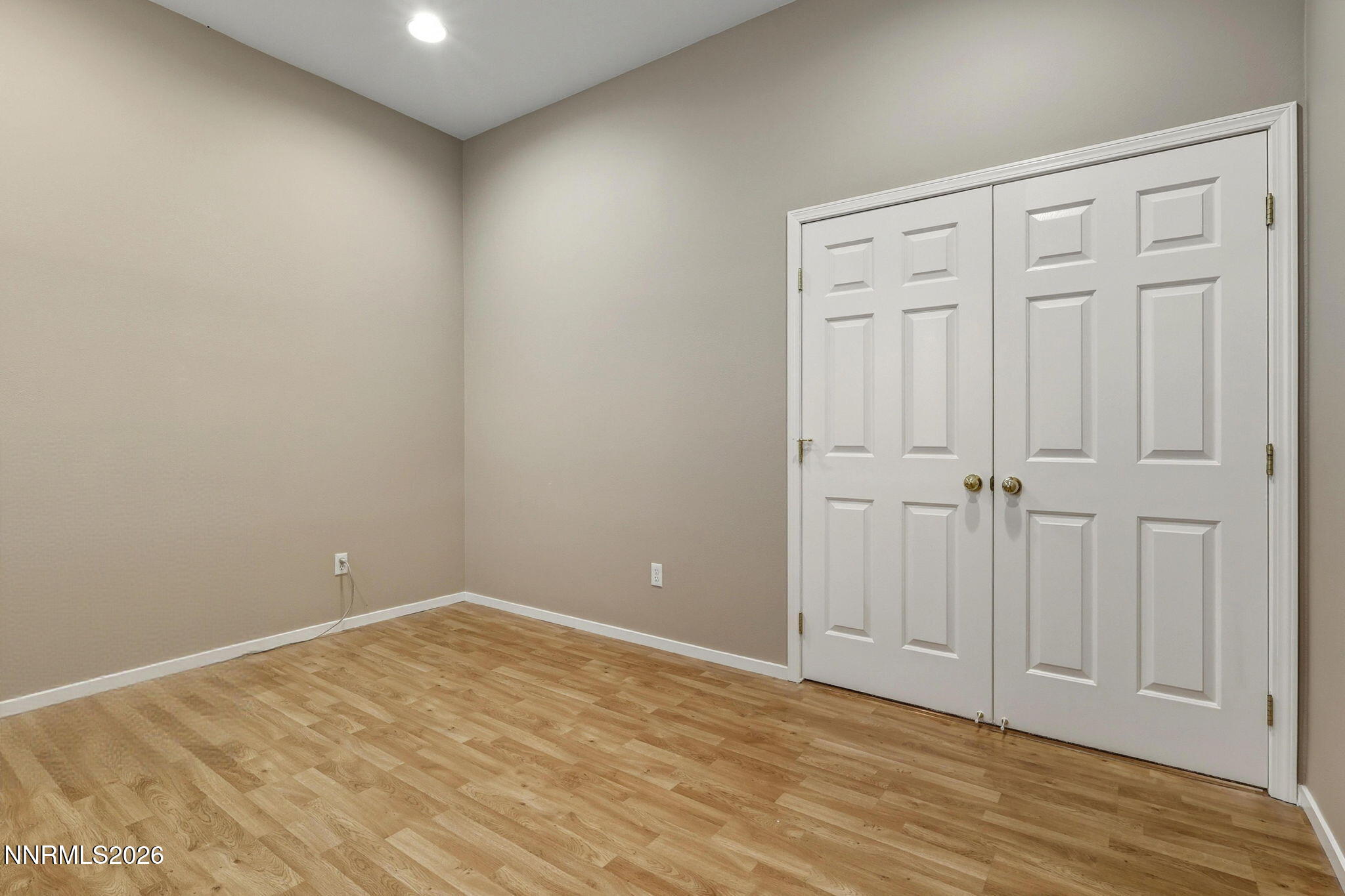 10625 Blue Moon Court Reno, NV 89521 - Photo 13 of 31 14-web-or-mls-IMG_5876_autoremove_157661