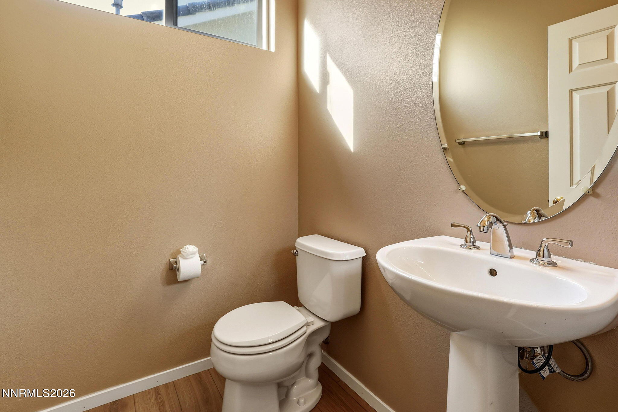 10625 Blue Moon Court Reno, NV 89521 - Photo 16 of 31 17-web-or-mls-photo_autoremove_15768410