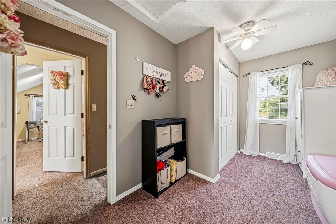 34212 Roberts Road Eastlake, OH 44095 - Photo 18 of 33