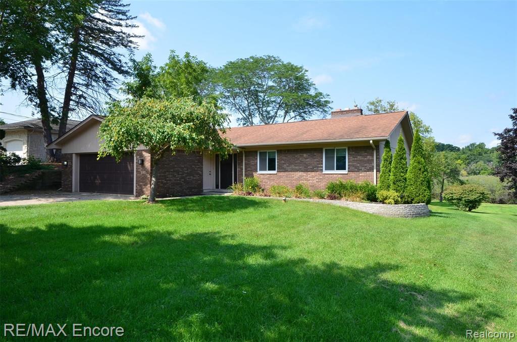 6331 Middle Lake Road Clarkston, MI 48346 - Photo 73 of 87
