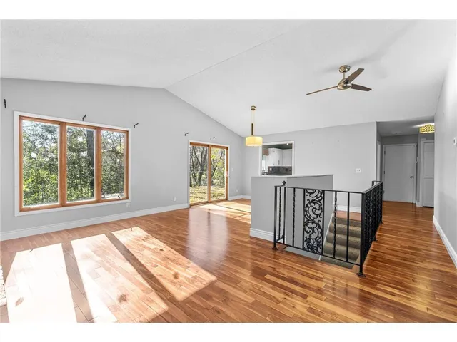 $3,500 | 16405 13th Avenue North, Plymouth, MN 55447