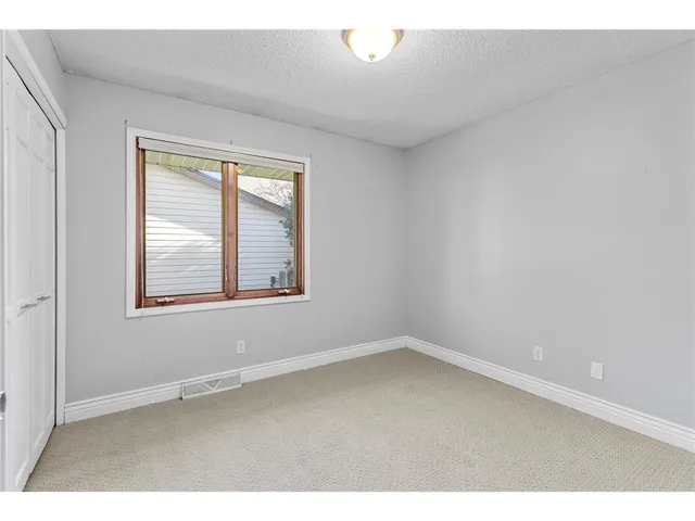 $3,500 | 16405 13th Avenue North, Plymouth, MN 55447