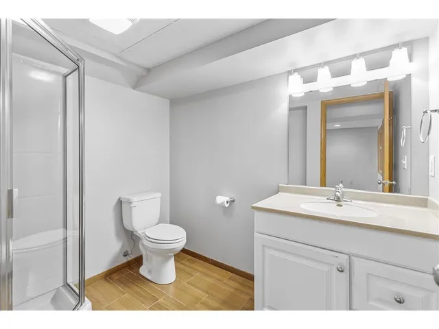 $3,500 | 16405 13th Avenue North, Plymouth, MN 55447