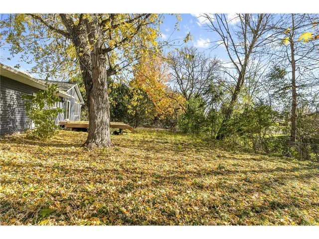 $3,500 | 16405 13th Avenue North, Plymouth, MN 55447