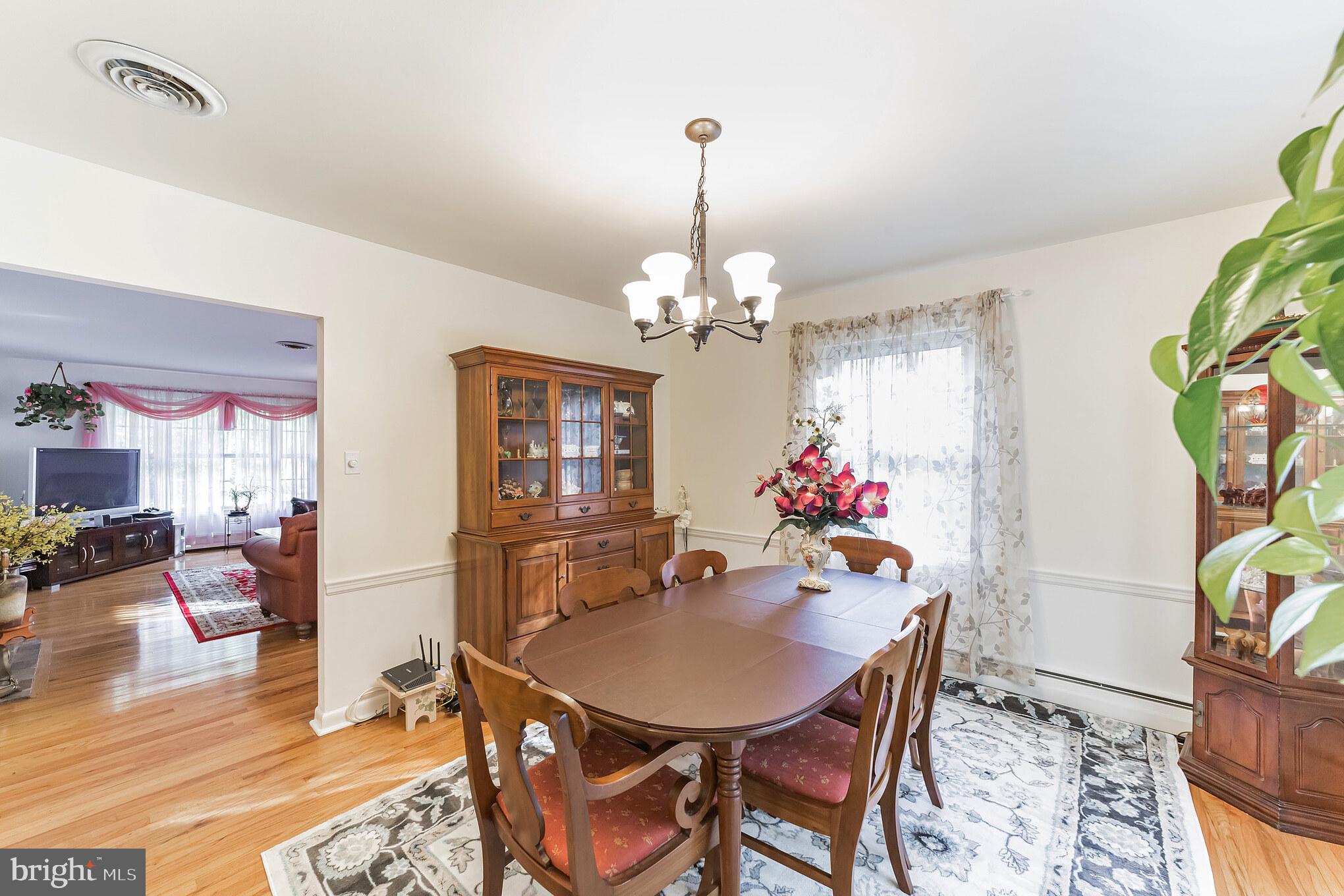 275 Vincent Road Paoli, PA 19301 - Photo 16 of 25 Dining Room