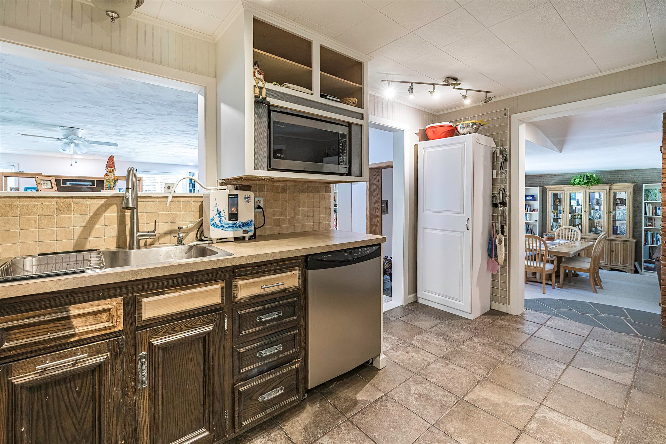 6715 West Lake Road Fairview, PA 16415 - Photo 37 of 50 Gallery Image 37