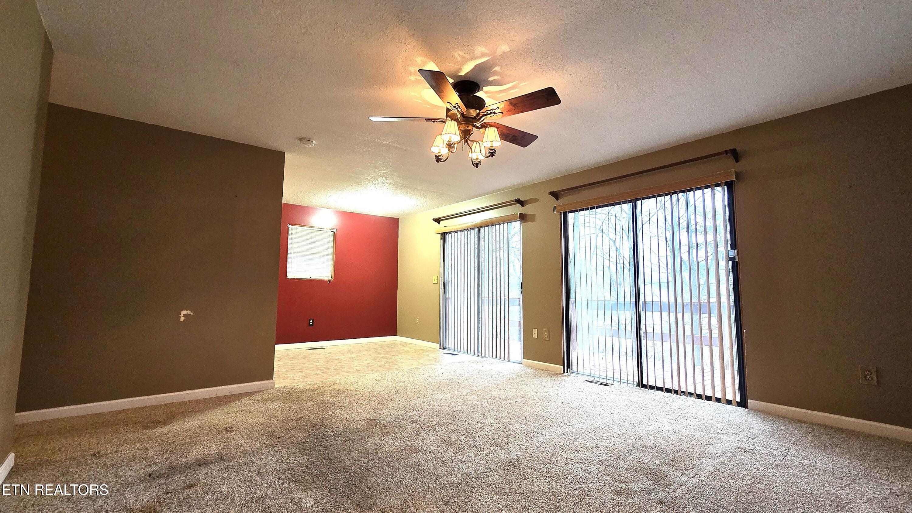 112 Redmon Road Wartburg, TN 37887 - Photo 5 of 22 20251218_152450