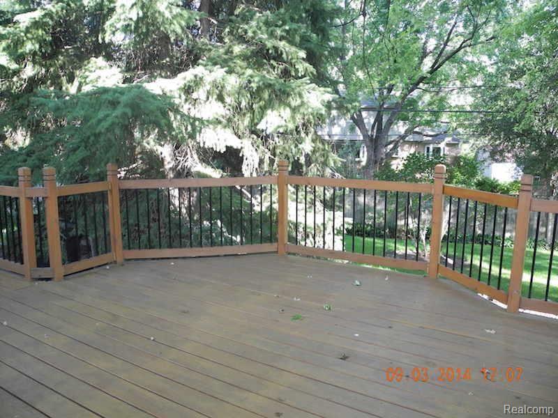 2083 Wayward Drive Rochester, MI 48309 - Photo 23 of 25 DECK AREA 2.jpg