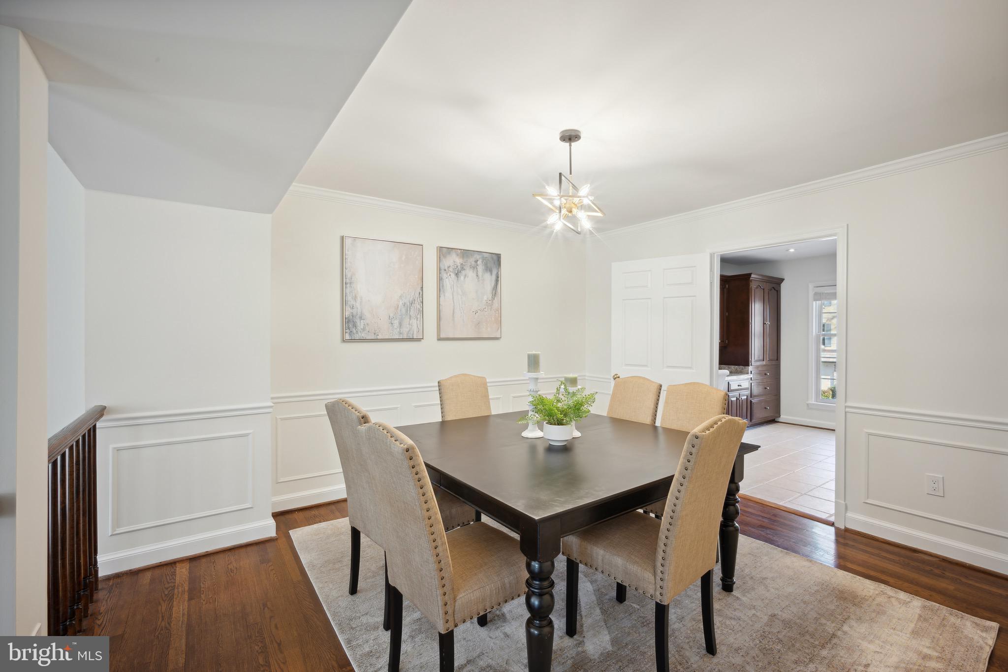 2334 South Rolfe Street Arlington, VA 22202 - Photo 15 of 35 Dining Room