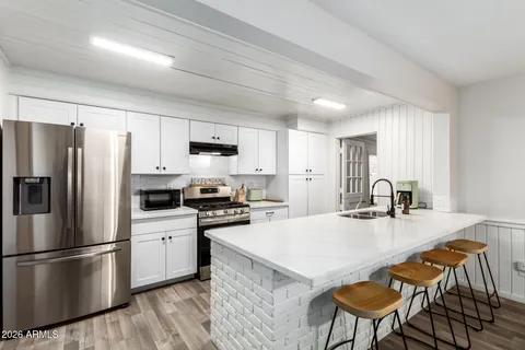 $699,000 | 21 East Alameda Drive, Tempe, AZ 85282