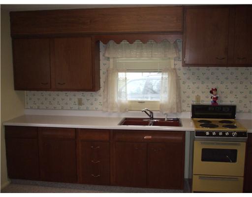 928 Barker Drive Springfield, OH 45505 - Photo 7 of 10