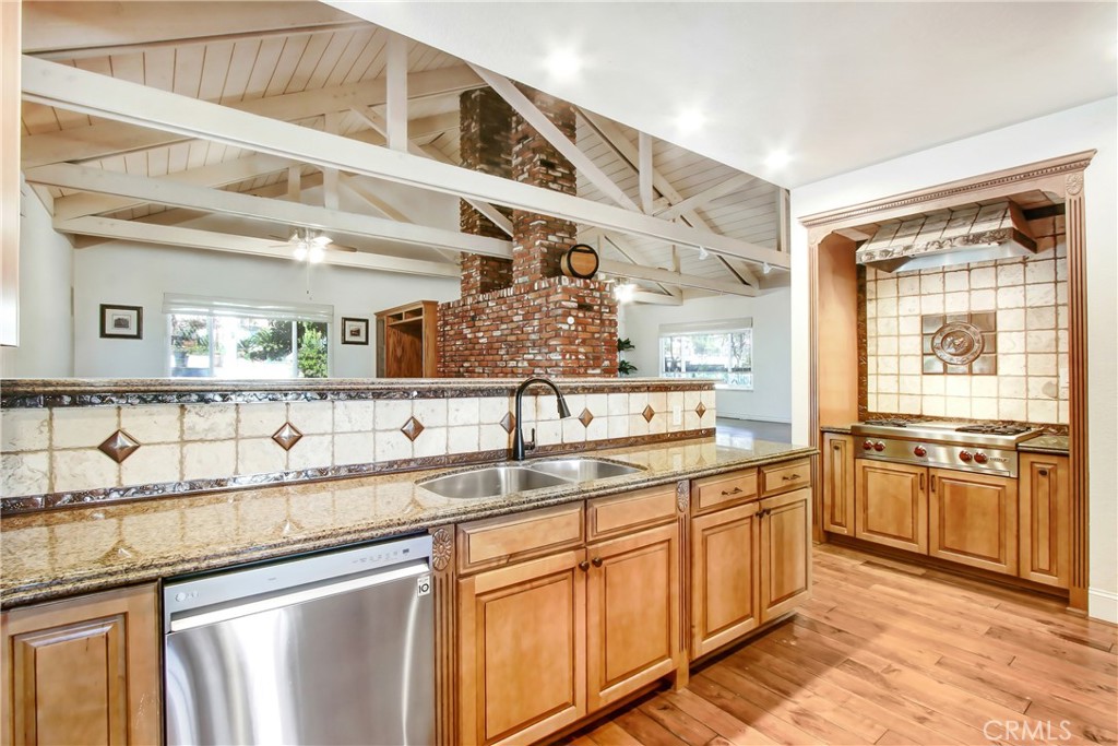 10818 Hillside Road Rancho Cucamonga, CA 91737 - Photo 11 of 49