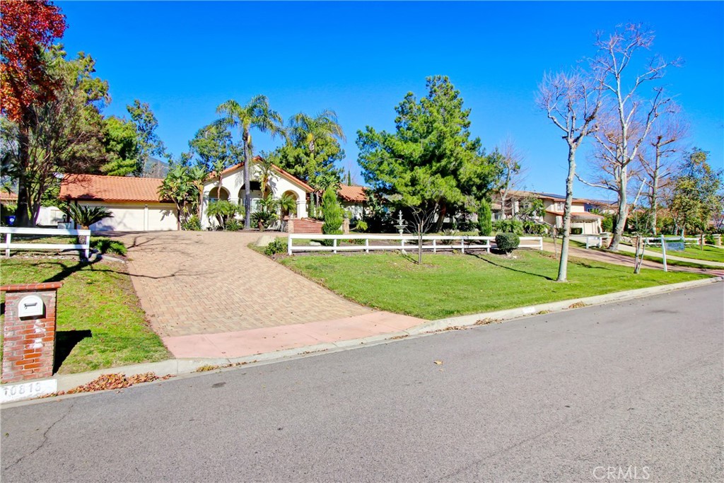 10818 Hillside Road Rancho Cucamonga, CA 91737 - Photo 3 of 49