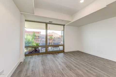 $1,650,000 | 7137 East Rancho Vista Drive, Unit 7008, Scottsdale, AZ 85251