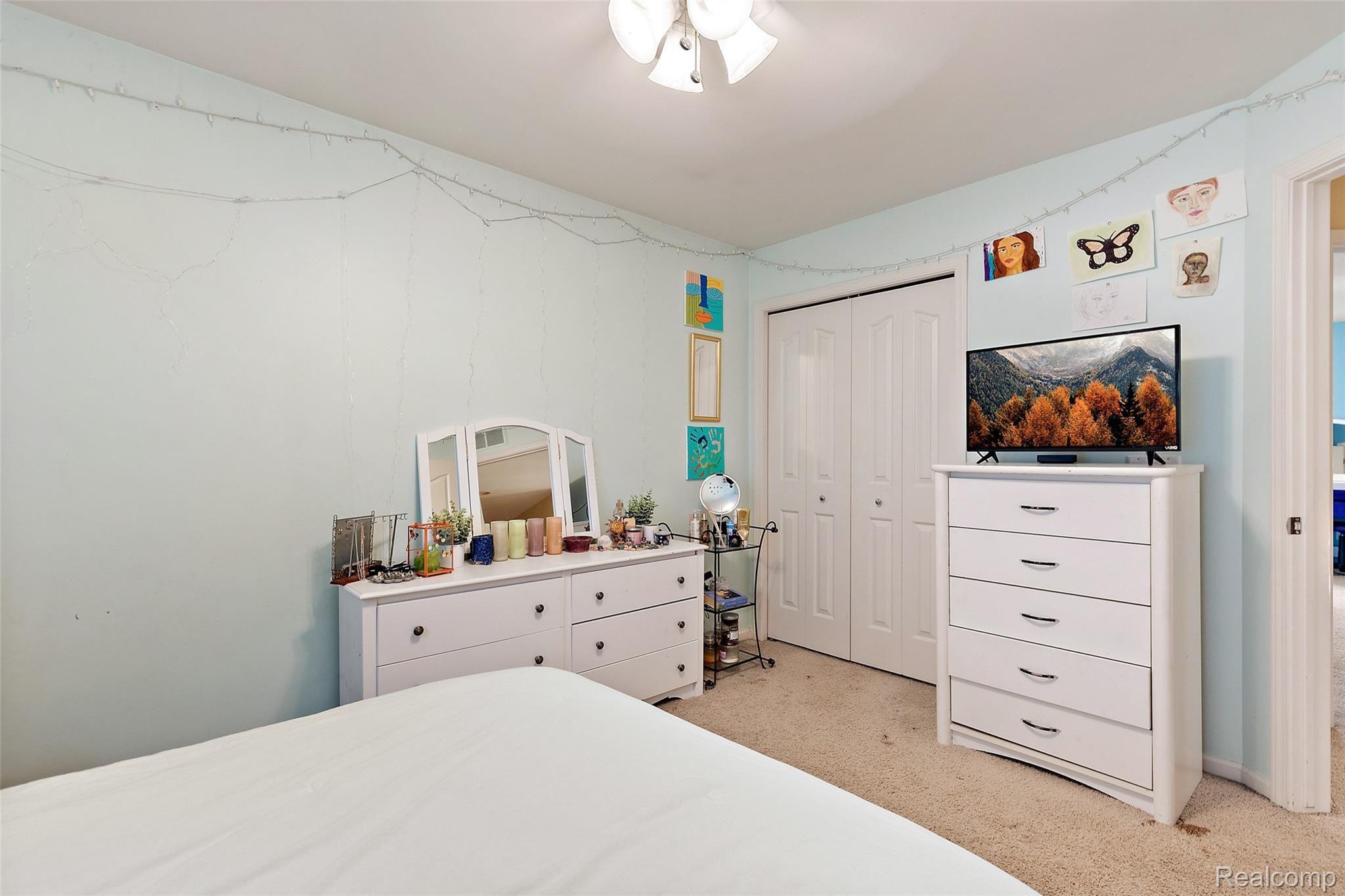 1656 Blushing Court Rochester, MI 48307 - Photo 39 of 48 1656 Blushing Court-53.jpg