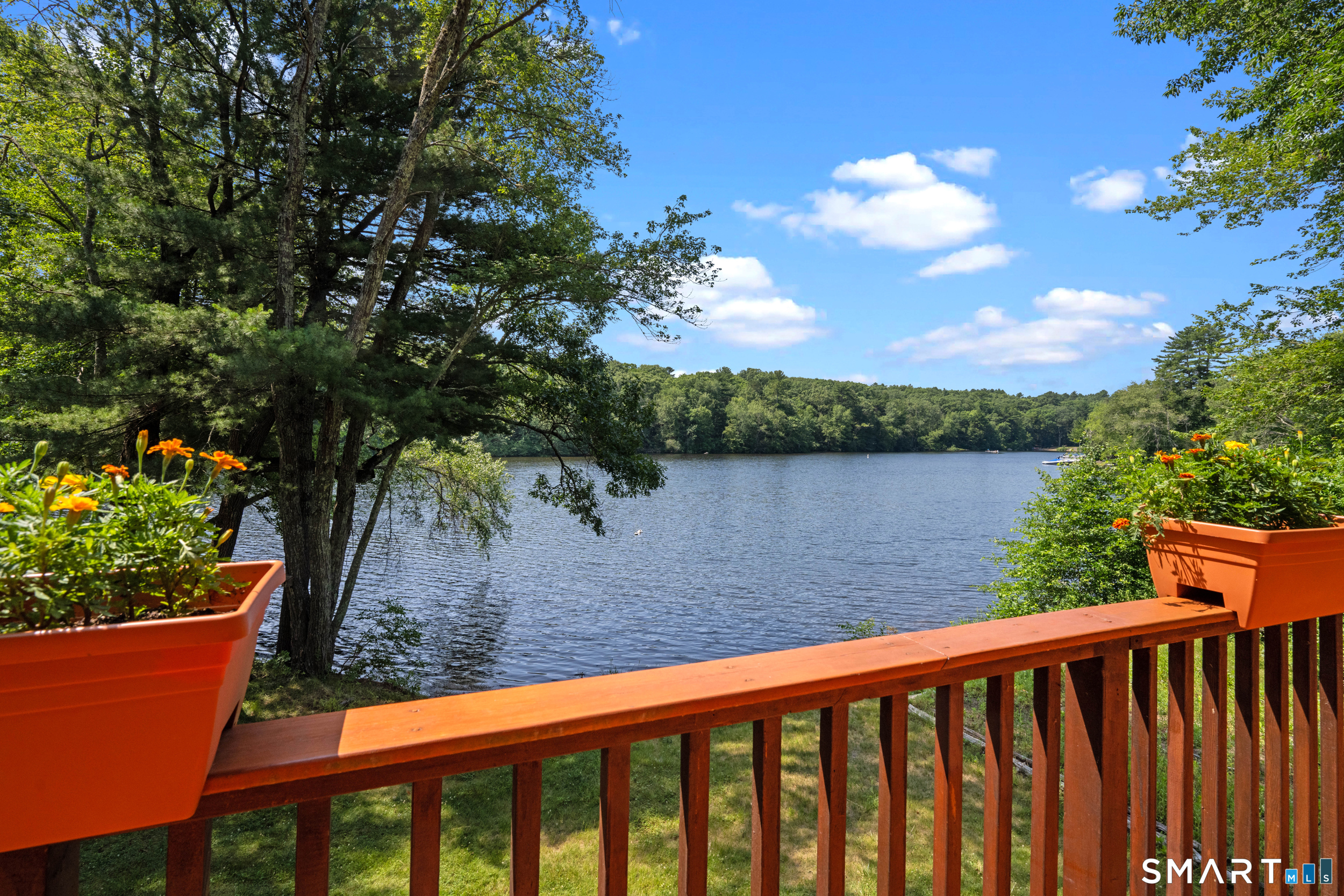 92 North Shore Road Voluntown, CT 06384 - Photo 5 of 40