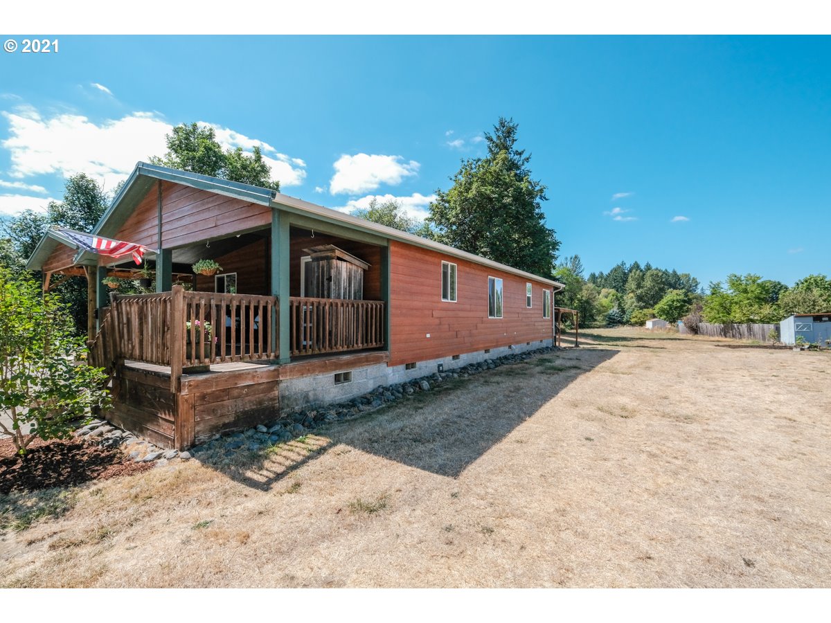 546 Mountain View Road Sweet Home, OR 97386 - Photo 22 of 32 Gallery Image 22