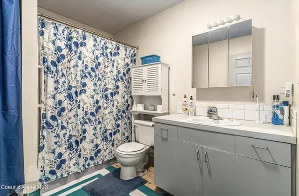 $425,000 | 3024 North Hogan Street, Spokane, WA 99207