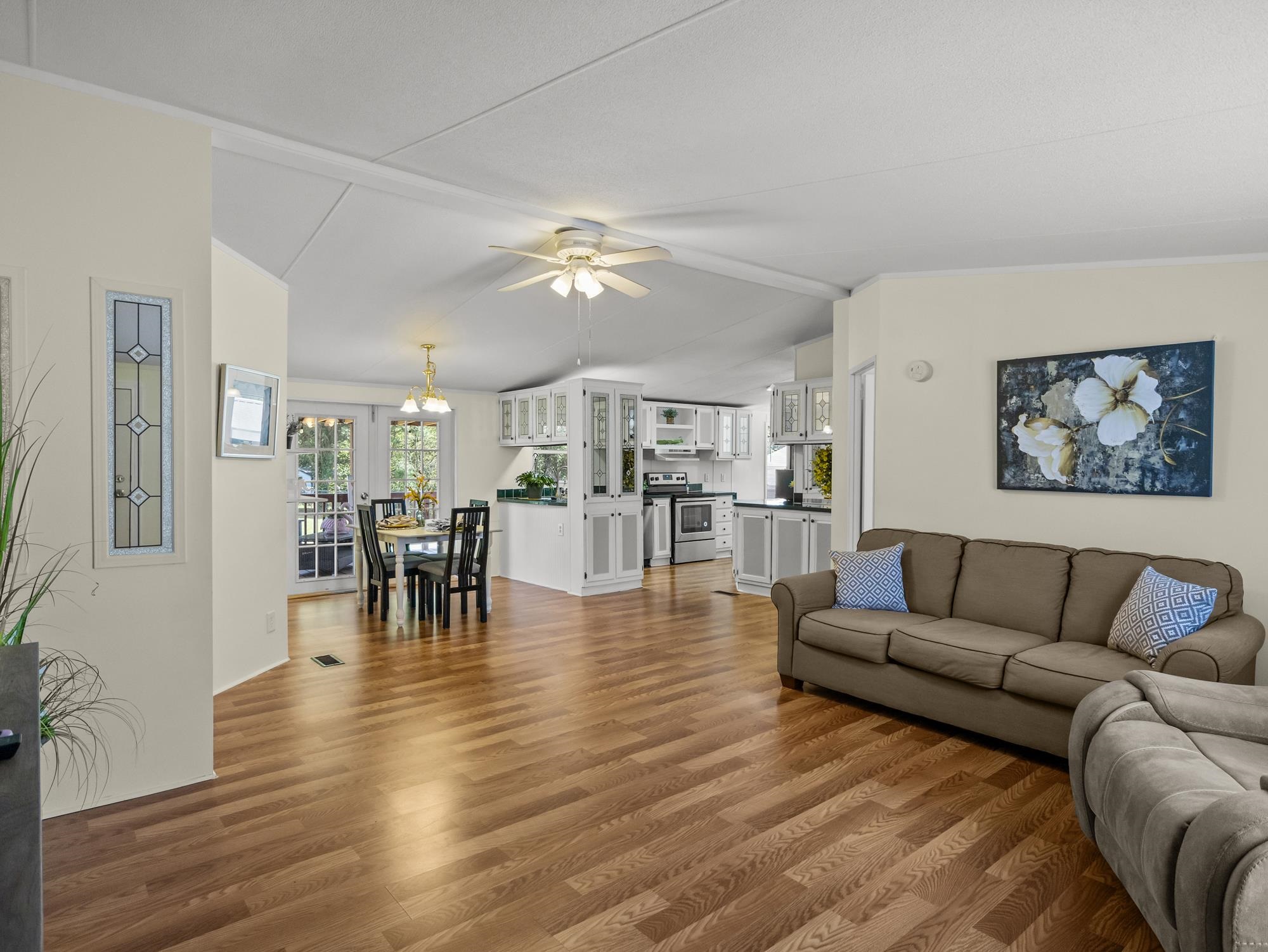 324 Groce Meadow Road Taylors, SC 29687 - Photo 9 of 47