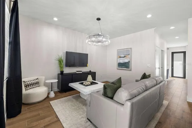 $5,000 | 4339 Villa Alina Court, Tampa, FL 33614