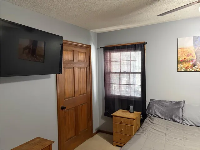 $269,000 | 316 Gregory Drive, Gower, MO 64454