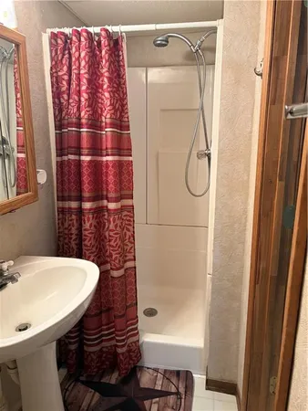 $254,500 | 316 Gregory Drive, Gower, MO 64454