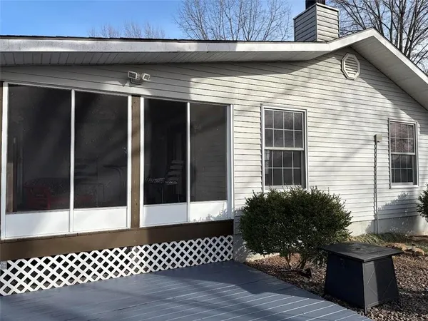 $254,500 | 316 Gregory Drive, Gower, MO 64454