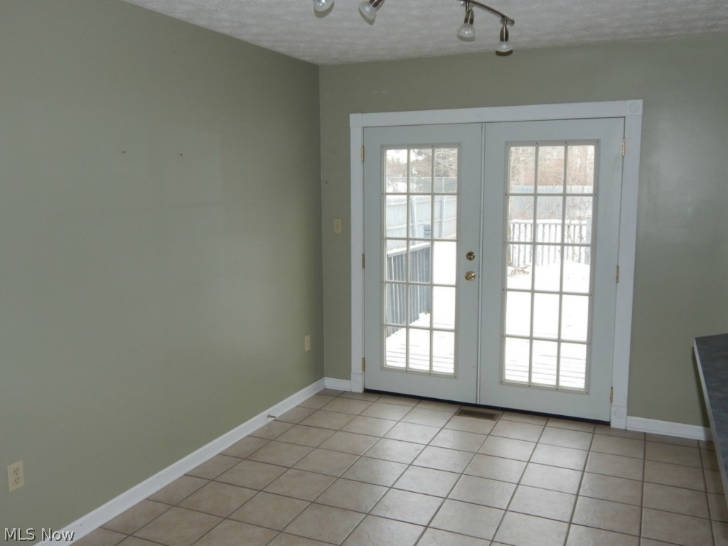 2741 Graham Road Stow, OH 44224 - Photo 8 of 17