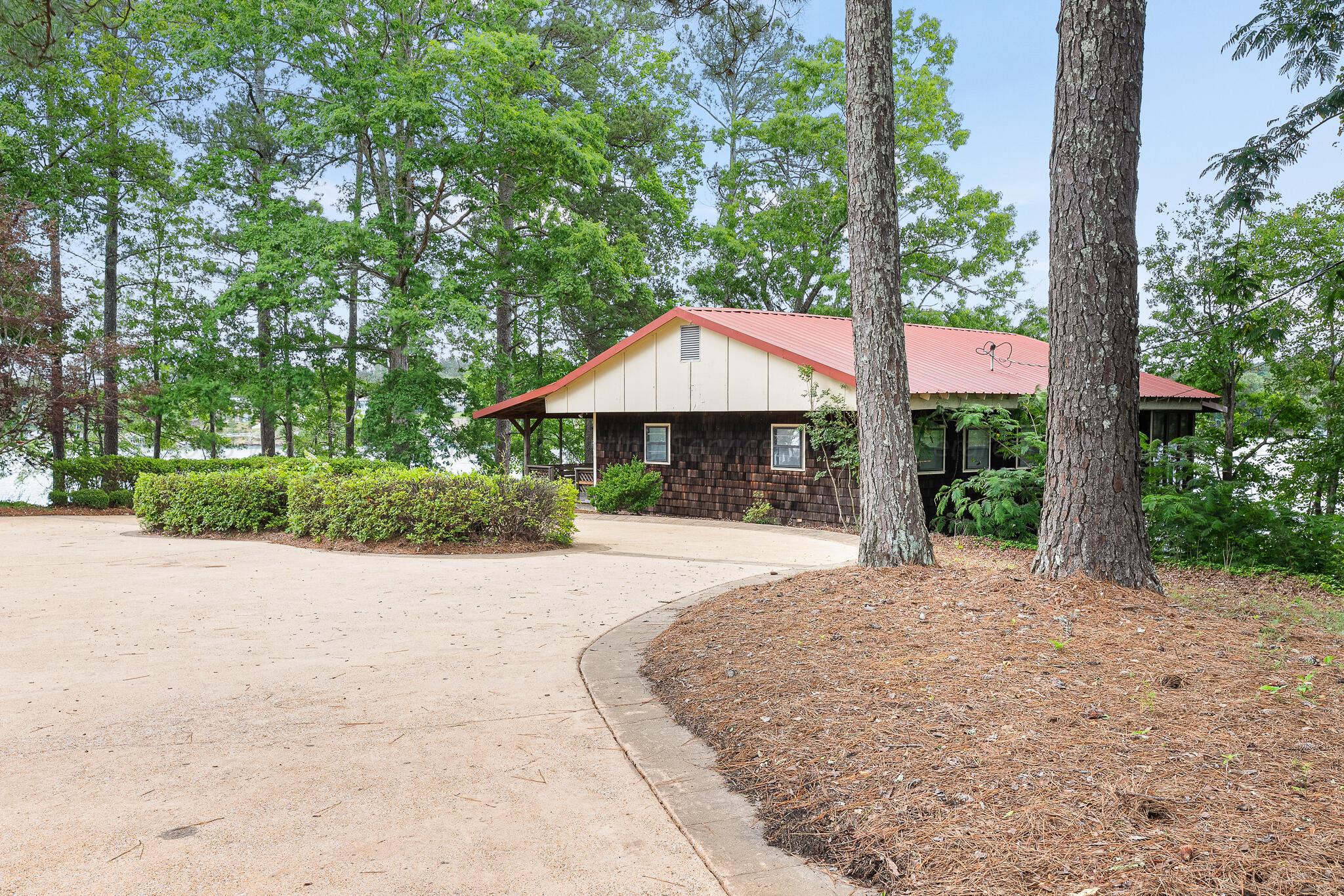 180 Rutledge Drive Jasper, AL 35504 - Photo 10 of 27 Gallery Image 10