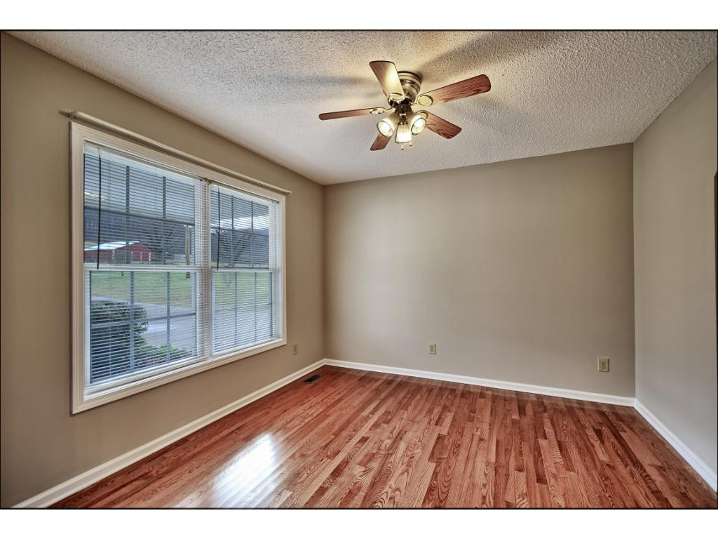 1670 Powder Branch Road Johnson City, TN 37601 - Photo 12 of 30 Photo 12