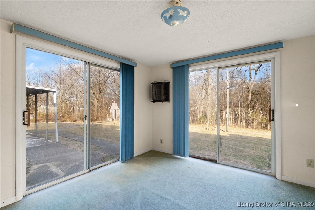 2870 Highway 337 Corydon, IN 47112 - Photo 19 of 53 beautiful sun room