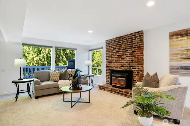 $1,500,000 | 17808 Northeast 12th Street, Bellevue, WA 98008