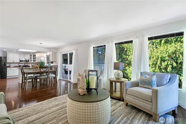 $1,500,000 | 17808 Northeast 12th Street, Bellevue, WA 98008