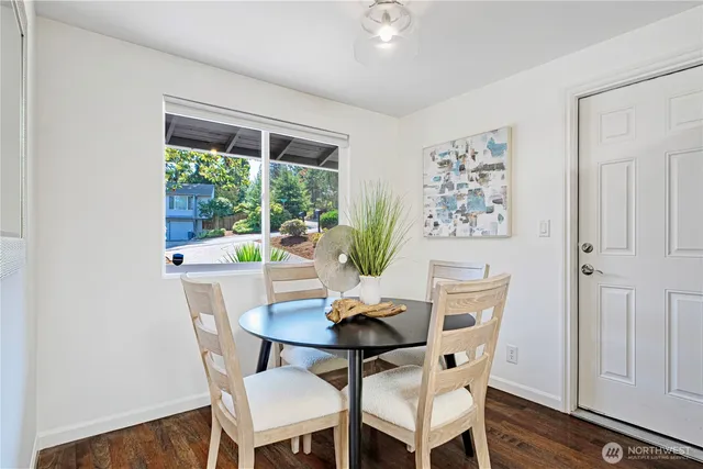 $1,500,000 | 17808 Northeast 12th Street, Bellevue, WA 98008