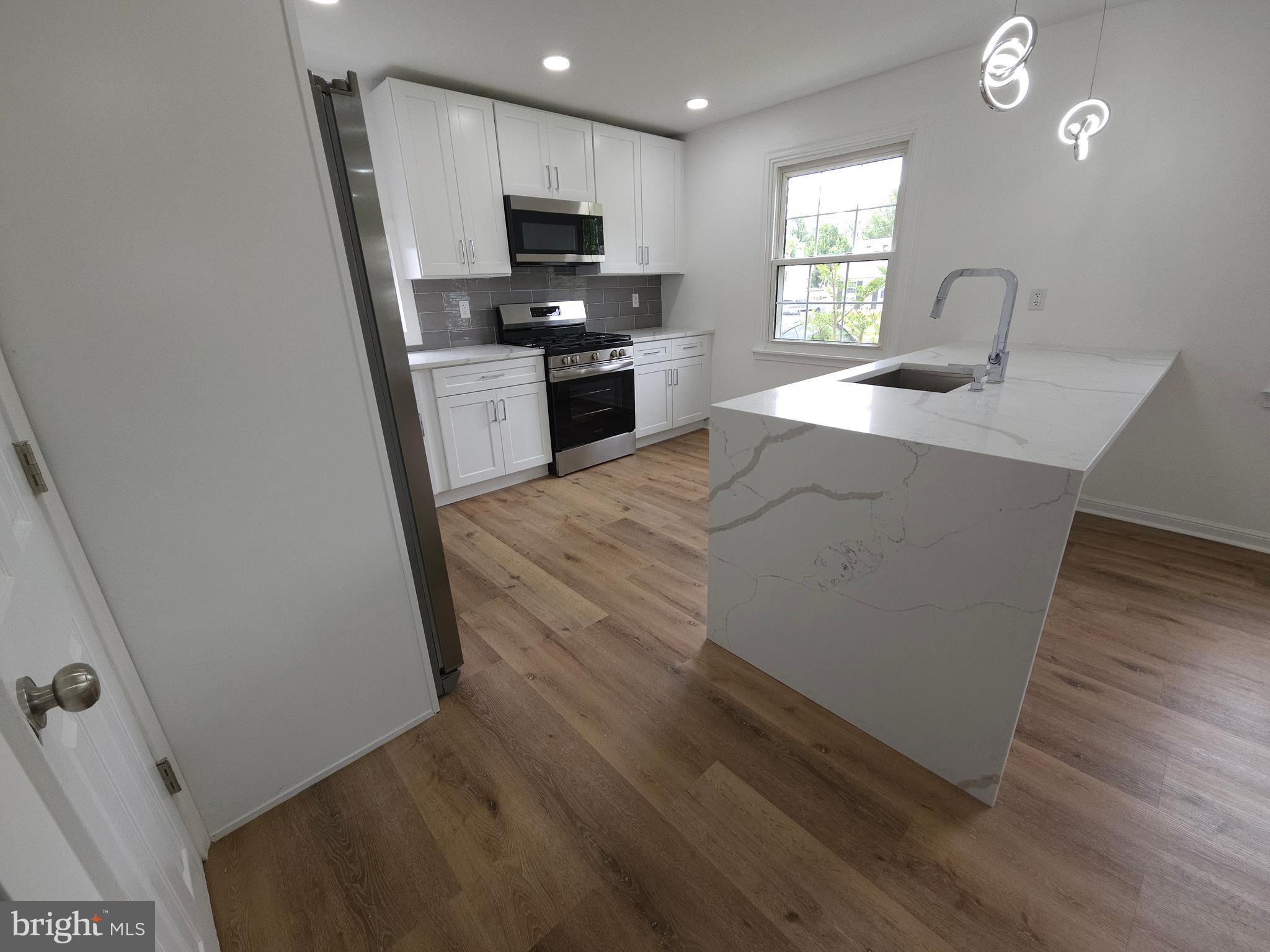 2921 Senak Road Abington, PA 19001 - Photo 21 of 68