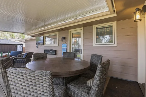 $550,000 | 11505 North Lancelot Drive, Spokane, WA 99218