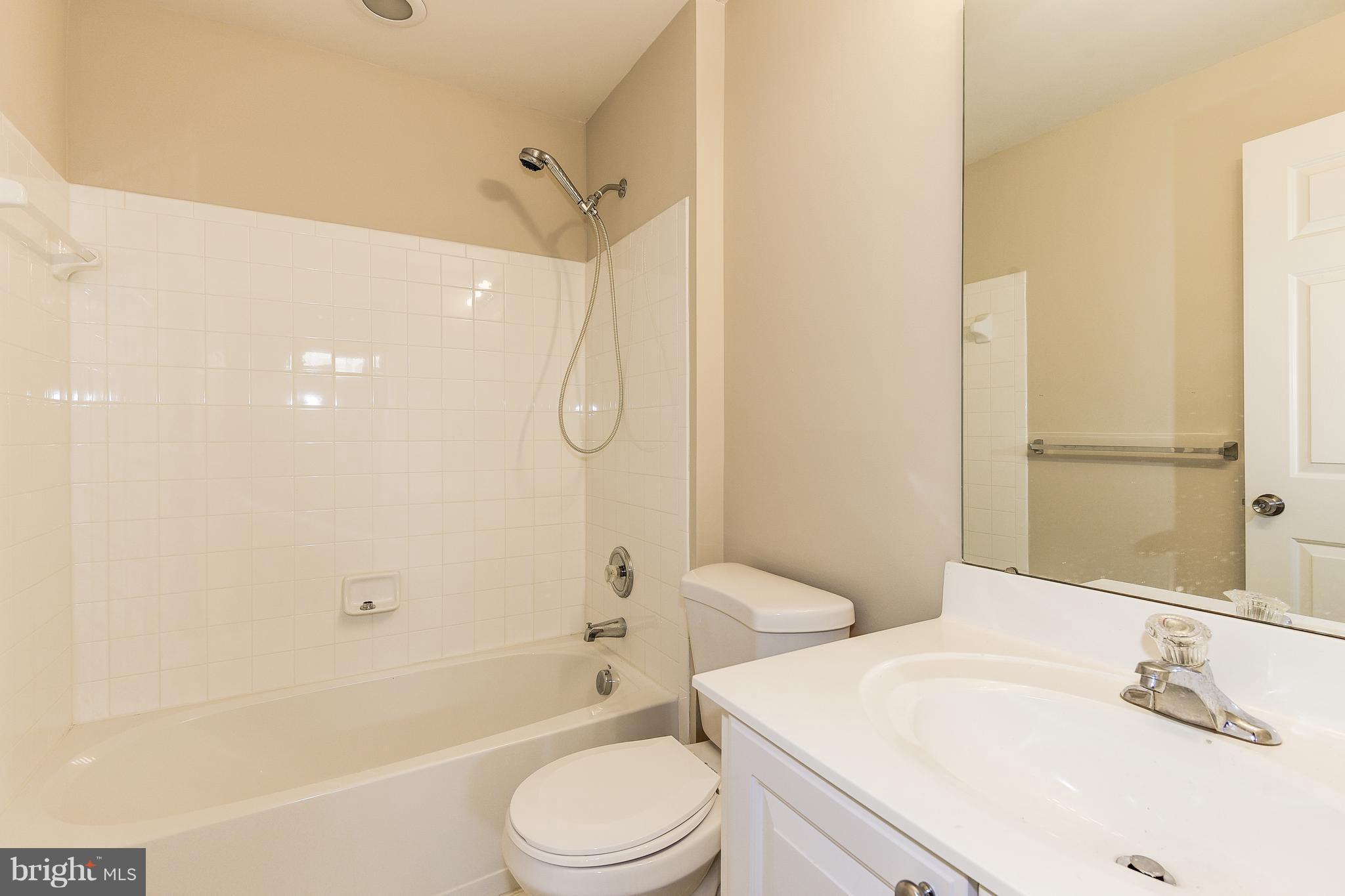 18403 Thundercloud Road Boyds, MD 20841 - Photo 23 of 27 Bath