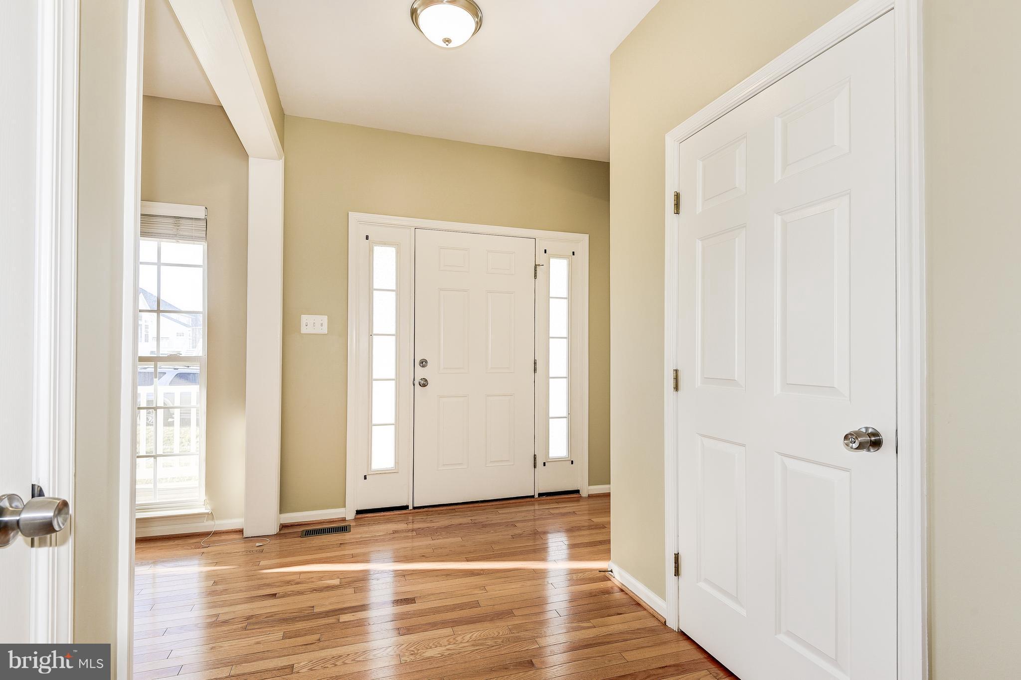 18403 Thundercloud Road Boyds, MD 20841 - Photo 5 of 27 Interior (General)