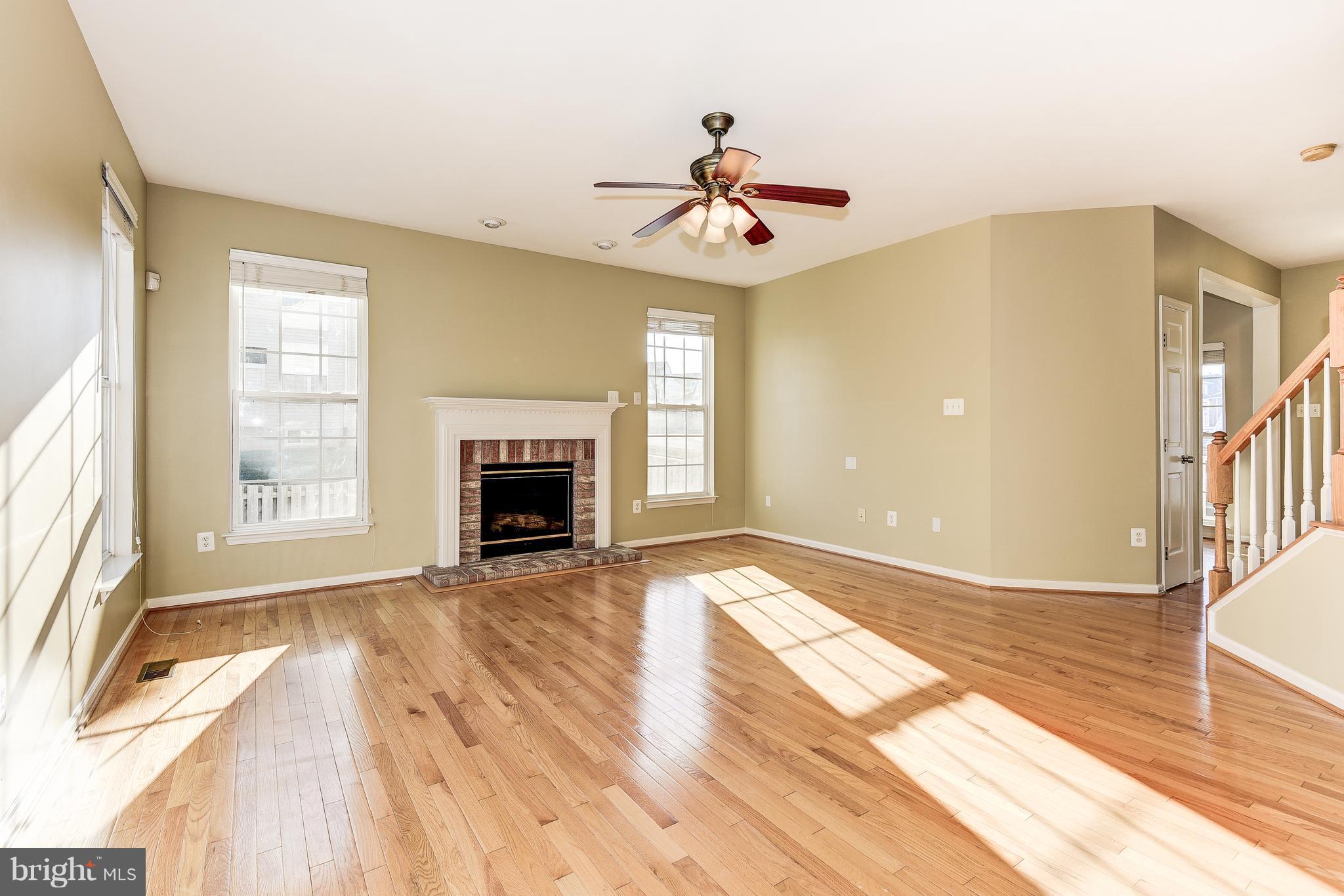 18403 Thundercloud Road Boyds, MD 20841 - Photo 9 of 27 Family Room