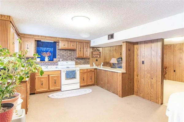 $245,000 | 508 West 19th Street, Higginsville, MO 64037