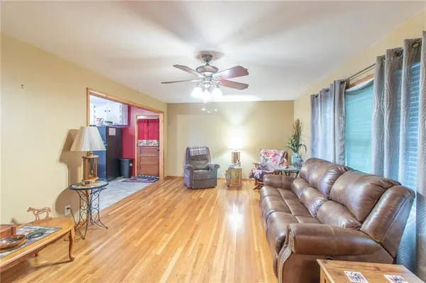 $245,000 | 508 West 19th Street, Higginsville, MO 64037