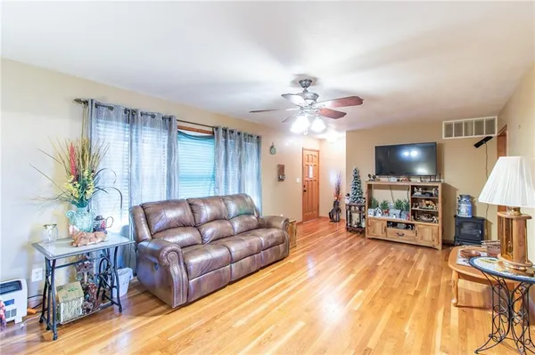 $245,000 | 508 West 19th Street, Higginsville, MO 64037