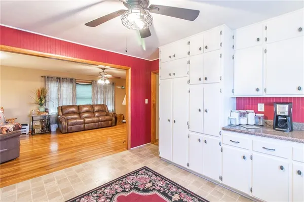 $245,000 | 508 West 19th Street, Higginsville, MO 64037